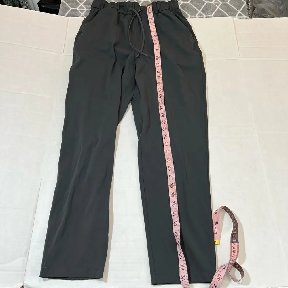 Lululemon Keep Moving Pant 7/8 High-Rise in Graphite Grey | Size 6